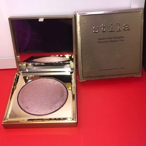 🆕❤️Stila Heaven’s hue highlighter Shade: Kitten❤️